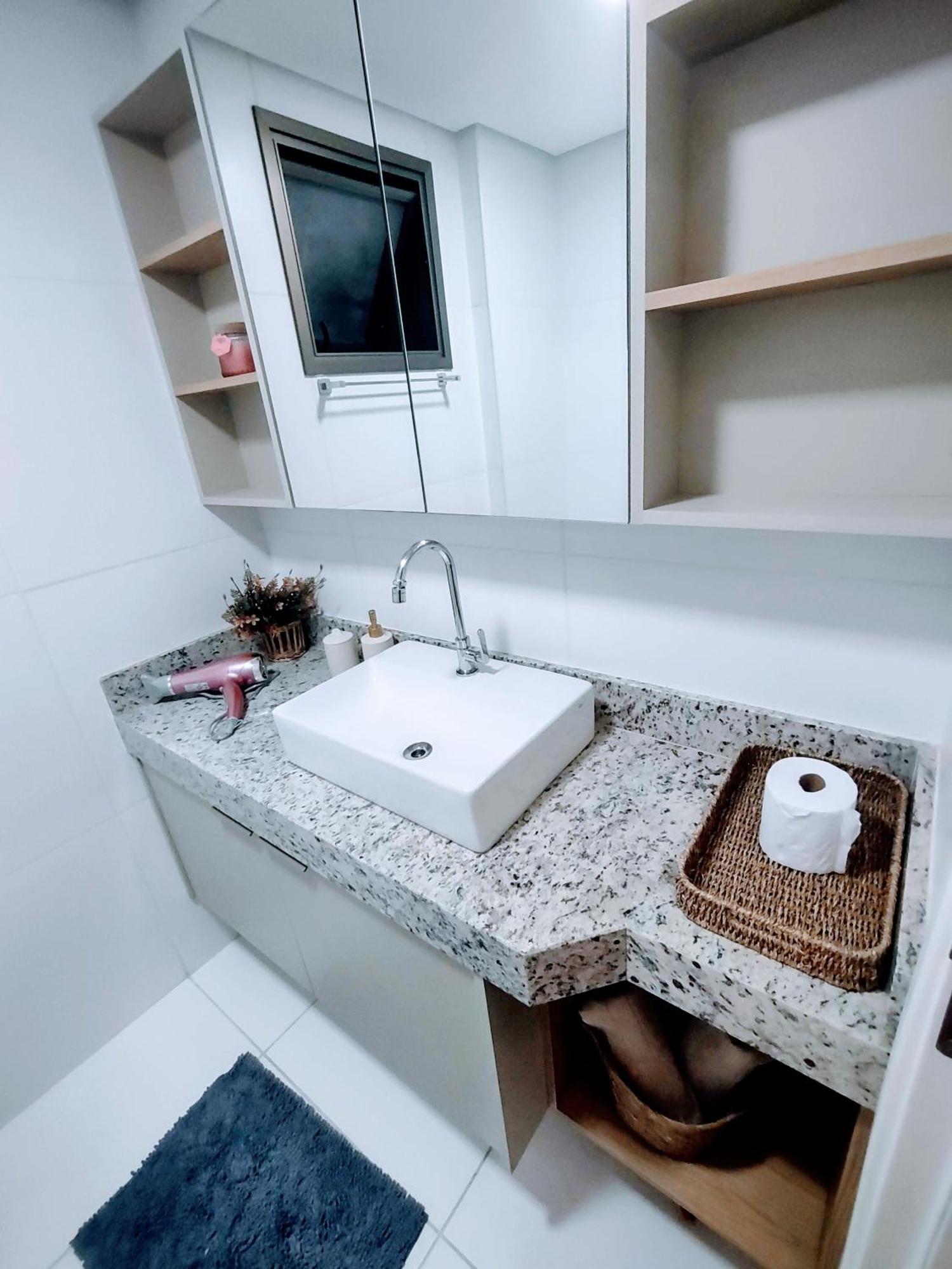 Elegante E Confortavel Na Barra Em Apartamento Salvador